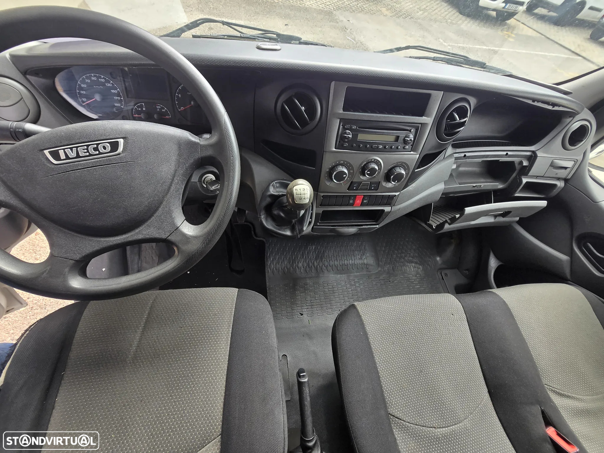 Iveco Daily Longa 35C13 2.3TD 130cv Rodado Duplo - 11