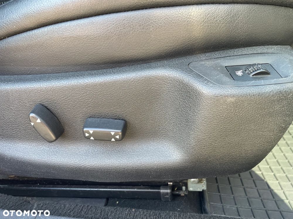 Peugeot 407 2.0 HDi Premium - 14