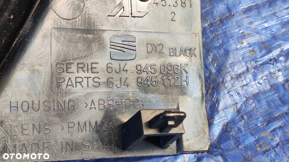 LAMPA LEWY PRAWY TYŁ KOMPLETNA WKŁAD LAMPY SEAT IBIZA IV 6J LIFT 12- 5D - 6