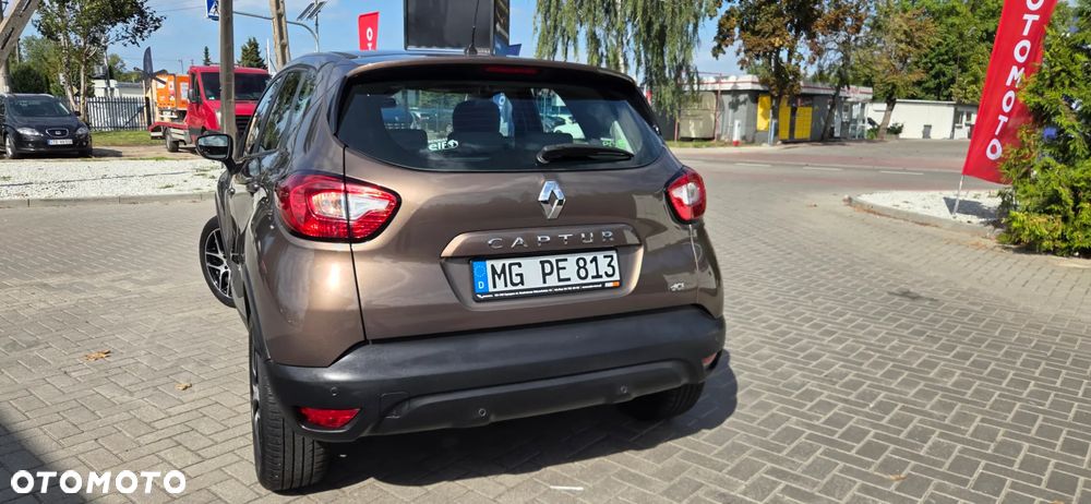 Renault Captur ENERGY dCi 90 Start&Stop Luxe - 11