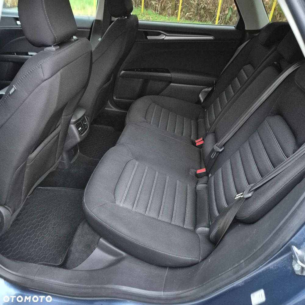 Ford Mondeo 2.0 TDCi Trend PowerShift - 23