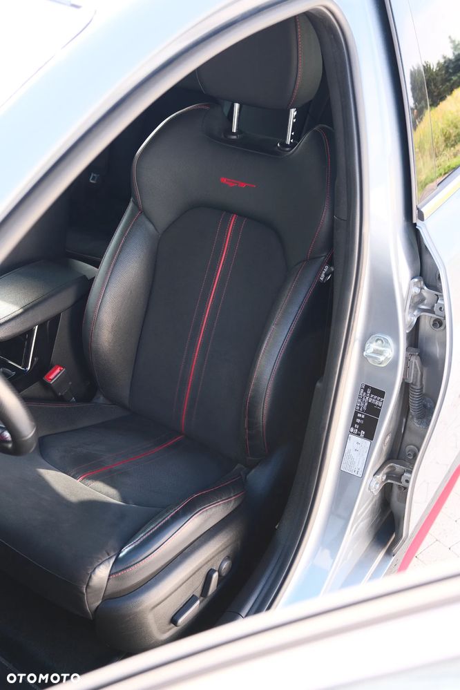 Kia ProCeed 1.6 T-GDI GT DCT - 21