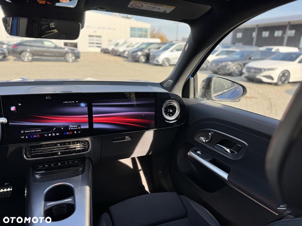 Mercedes-Benz GLB 200 mHEV 4-Matic 8G-eDCT - 12