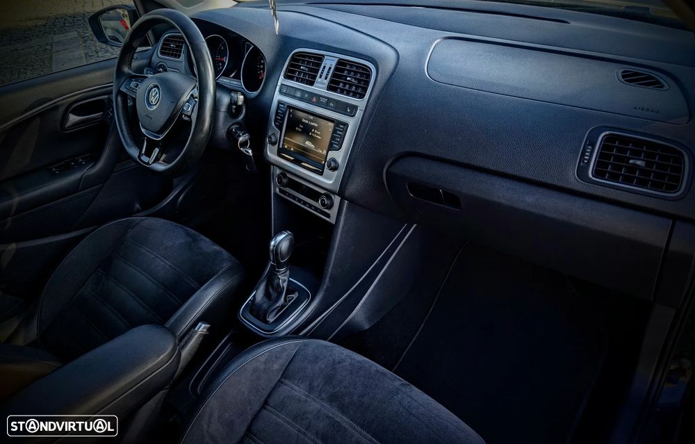 VW Polo 1.4 TDi Blue Motion DSG Lounge - 23