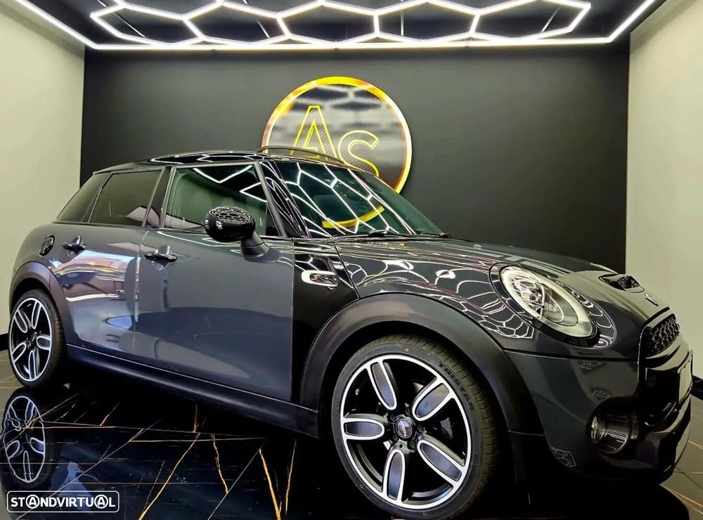 MINI 5 Portas Cooper S Aut. - 45