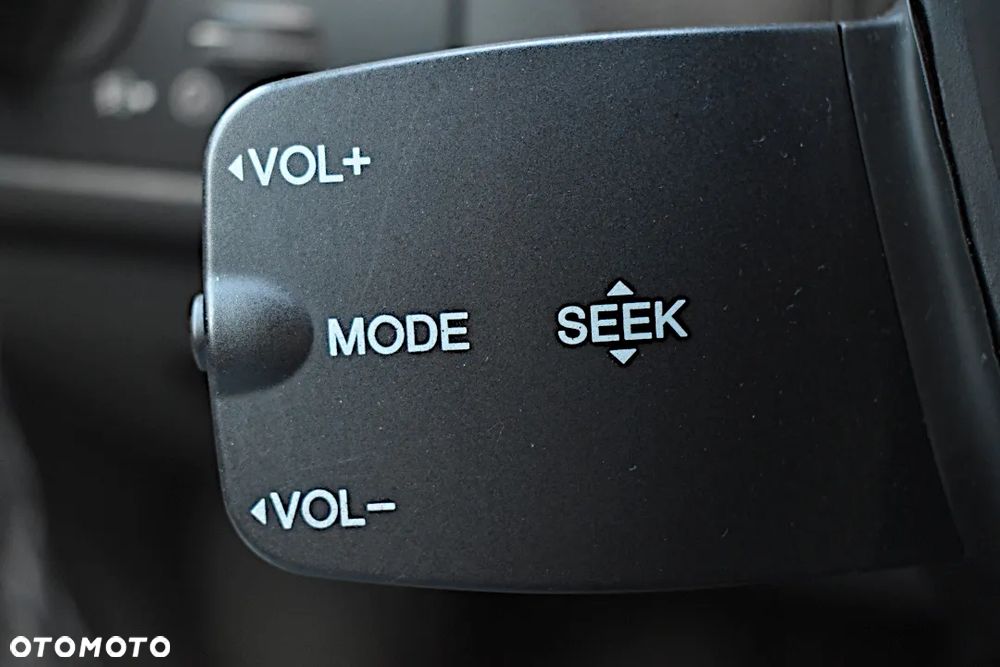 Ford Focus 2.0 16V Ghia - 23