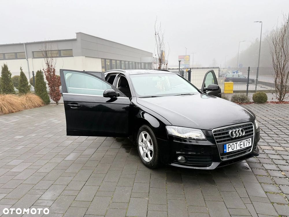 Audi A4 Avant - 11