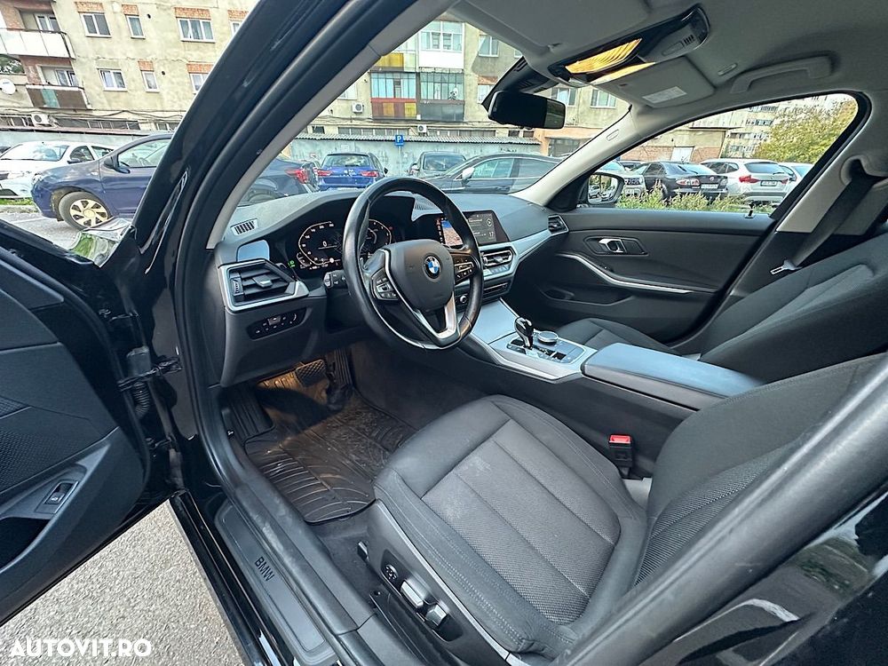 BMW Seria 3 320d Aut. Advantage - 7