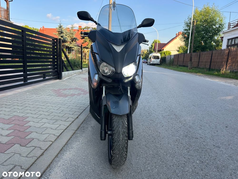 Yamaha X-max - 3