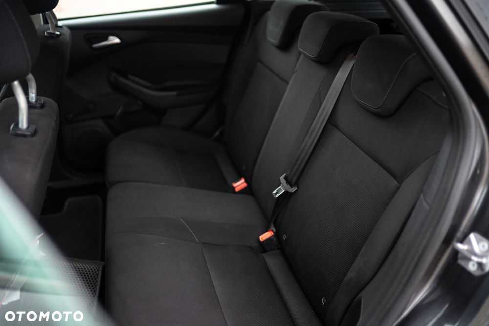 Ford Focus 1.6 Trend - 15