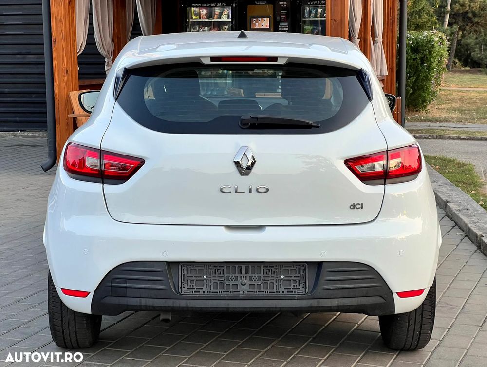 Renault Clio dCi 90 Limited - 9