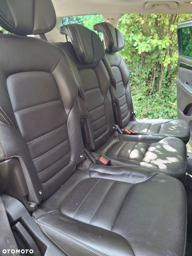 Renault Espace 1.6 dCi Energy Initiale Paris EDC 7os - 8