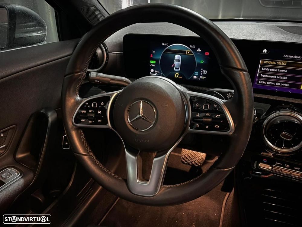 Mercedes-Benz A 250 Limousine - 27