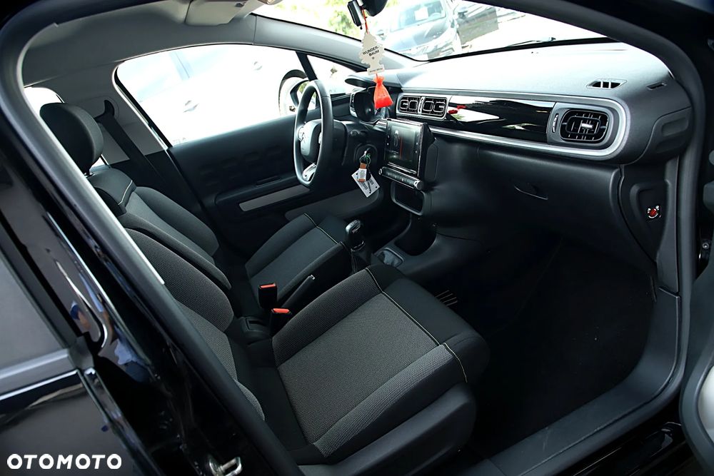 Citroën C3 1.2 PureTech Shine EAT6 - 21