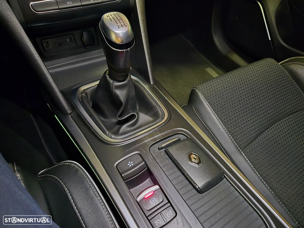 Renault Mégane Sport Tourer 1.5 Blue dCi Bose Edition - 32