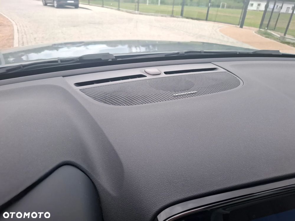 Volvo XC 40 T5 AWD Geartronic Momentum Pro - 13