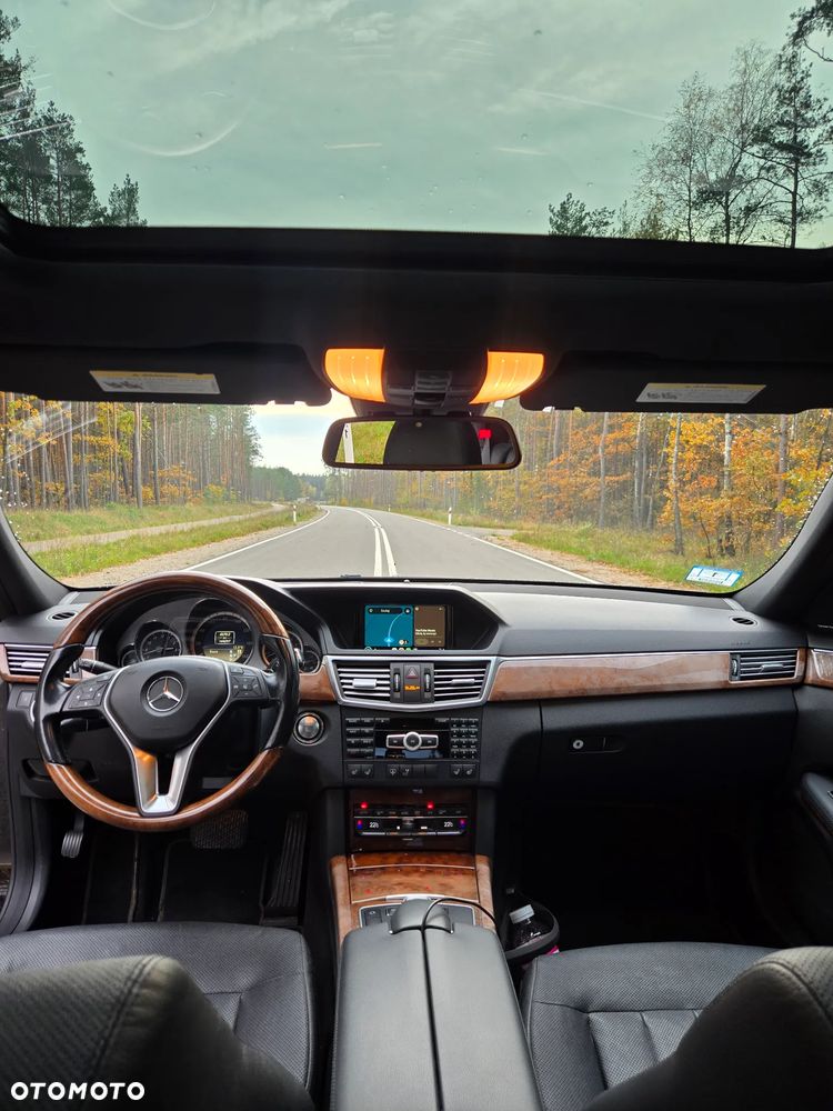 Mercedes-Benz Klasa E 500 4-Matic BlueEff Avantgarde - 11