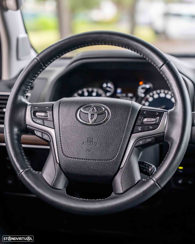Toyota Land Cruiser Prado - 19