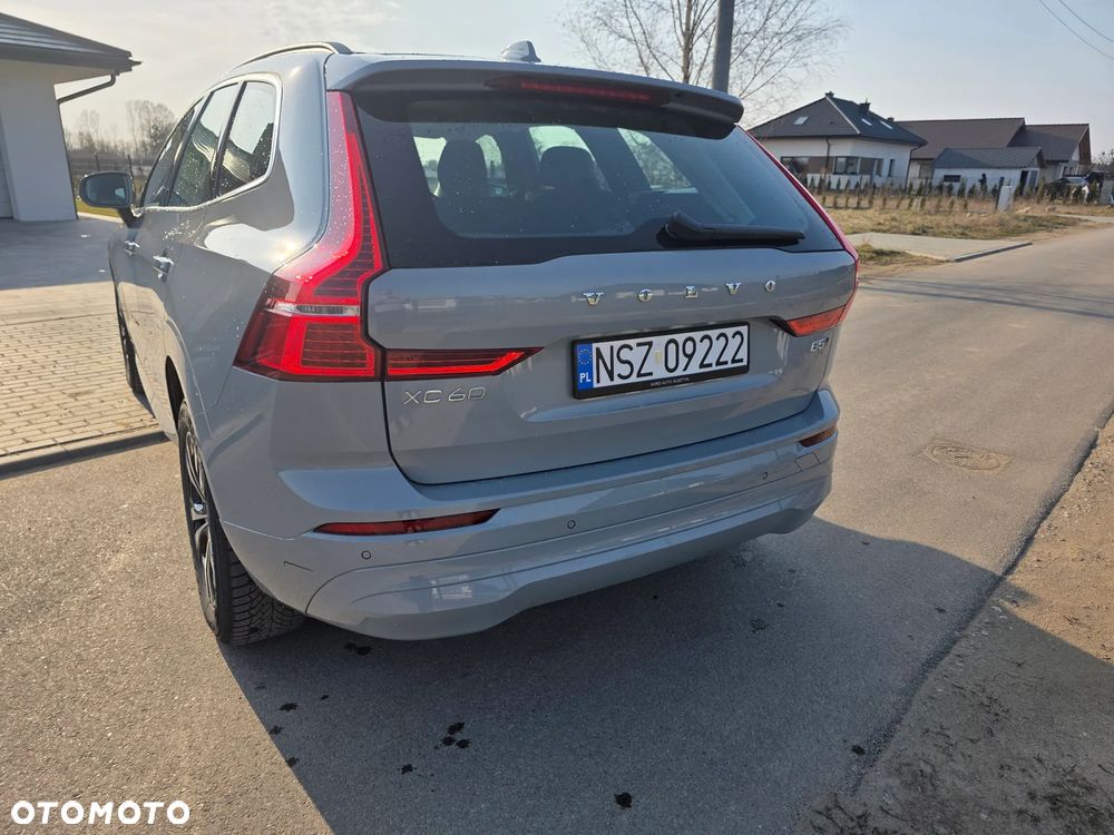 Volvo XC 60 B5 B AWD Core - 3