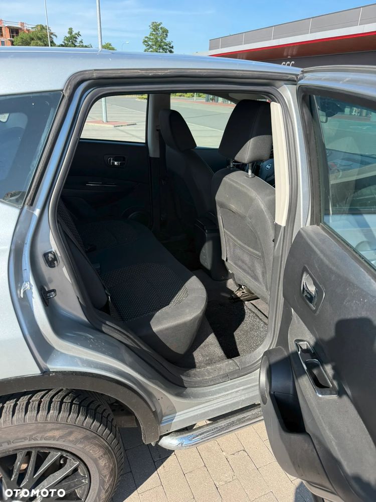 Nissan Qashqai 2.0 dCi DPF acenta - 13