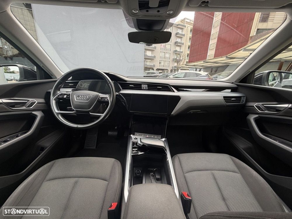 Audi e-tron 50 quattro - 15