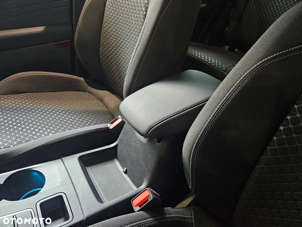 Ford Kuga 2.5 FHEV AWD Titanium eCVT - 15