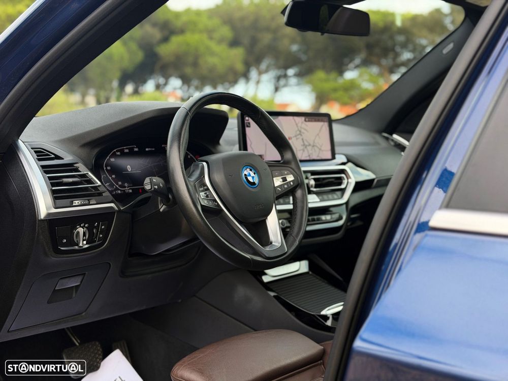 BMW X3 30 e xDrive Line Luxury - 8