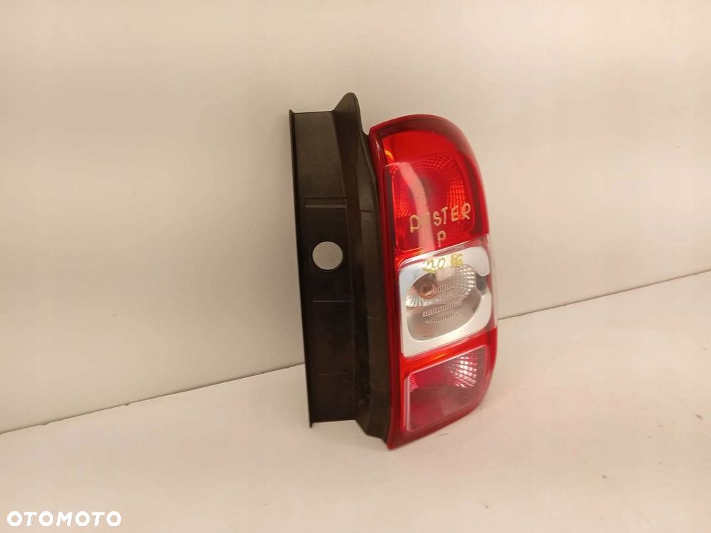 LAMPA PRAWA TYLNA DACIA DUSTER I LIFT 13-17 - 3