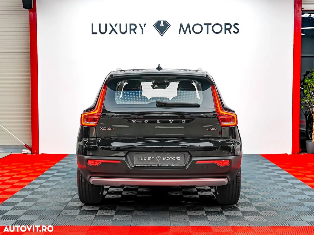 VOLVO XC40 2022 — imagine 17