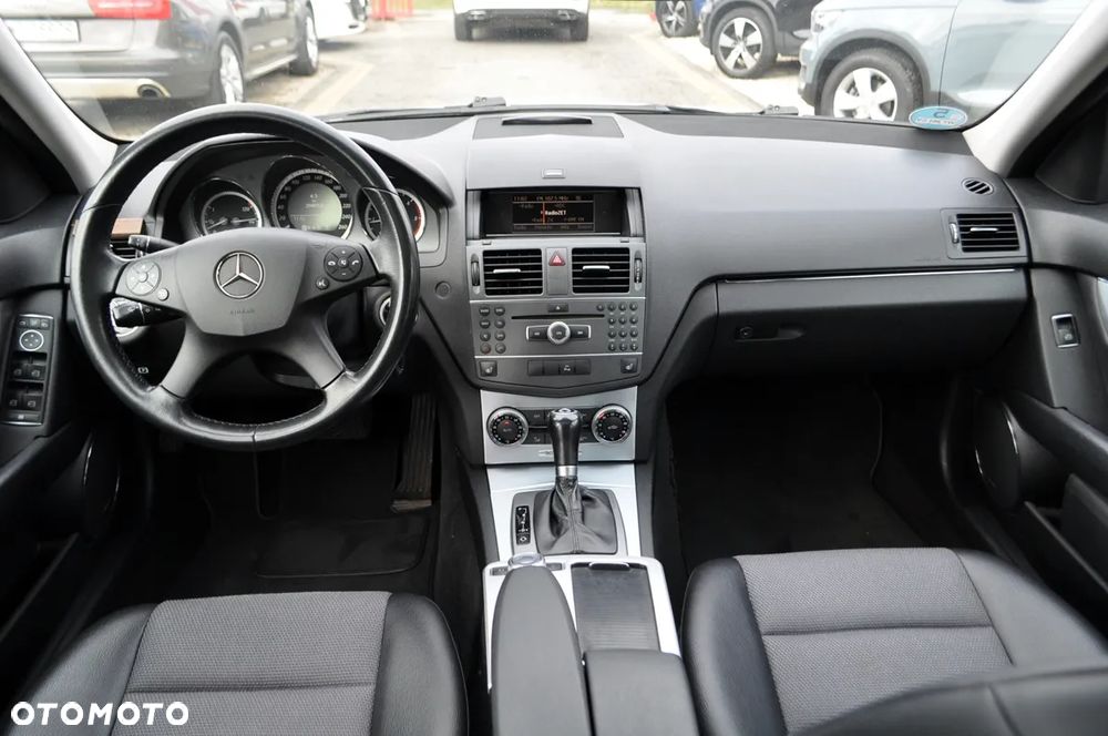 Mercedes-Benz Klasa C 220 (BlueTEC) d T 7G-TRONIC Avantgarde - 30