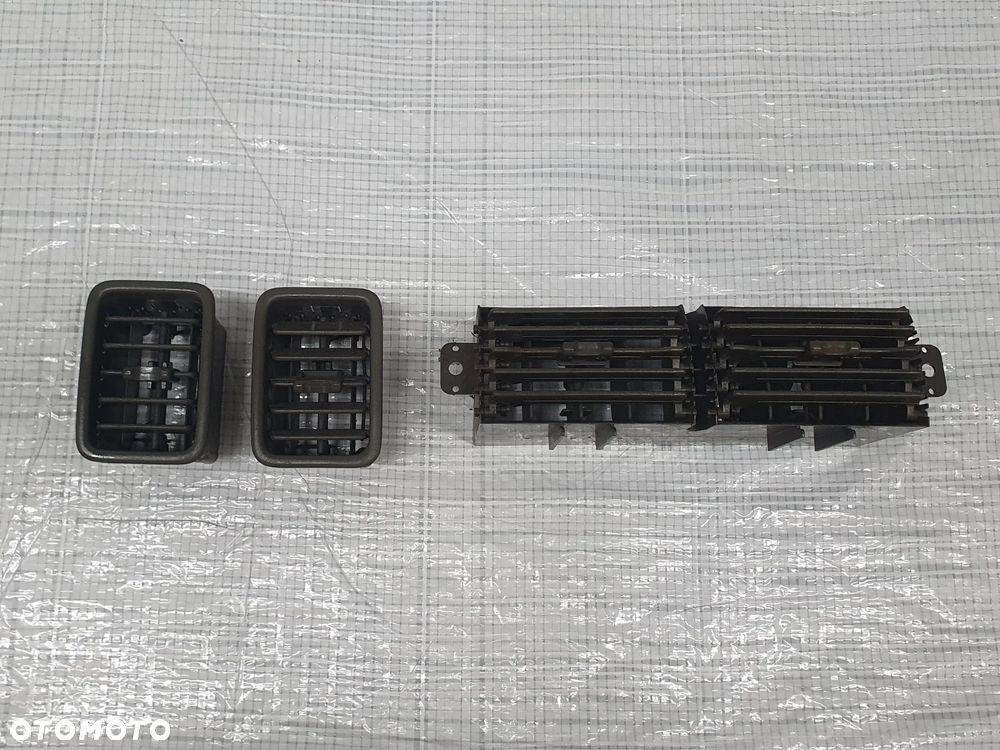 Kratki nawiewu (komplet) do Suzuki Vitara I