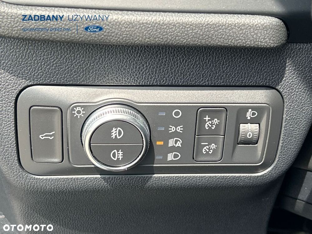 Ford Kuga 1.5 EcoBoost TITANIUM - 23