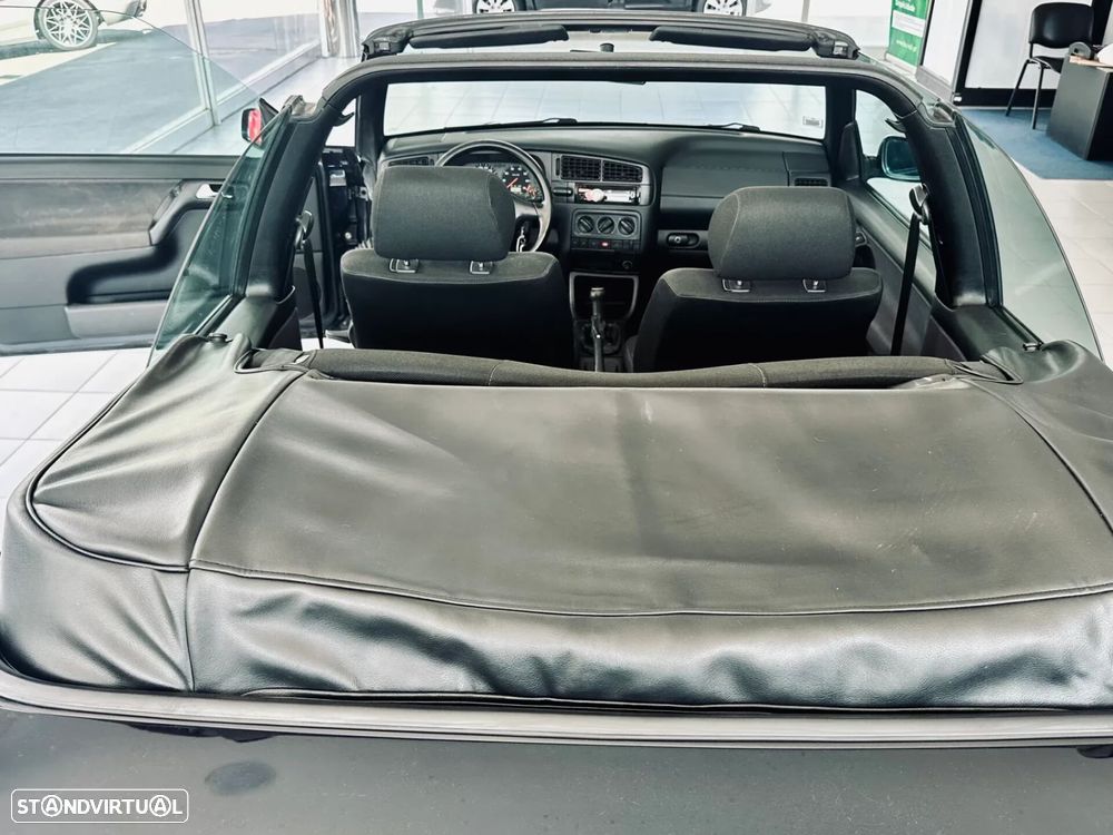 VW Golf Cabriolet - 15