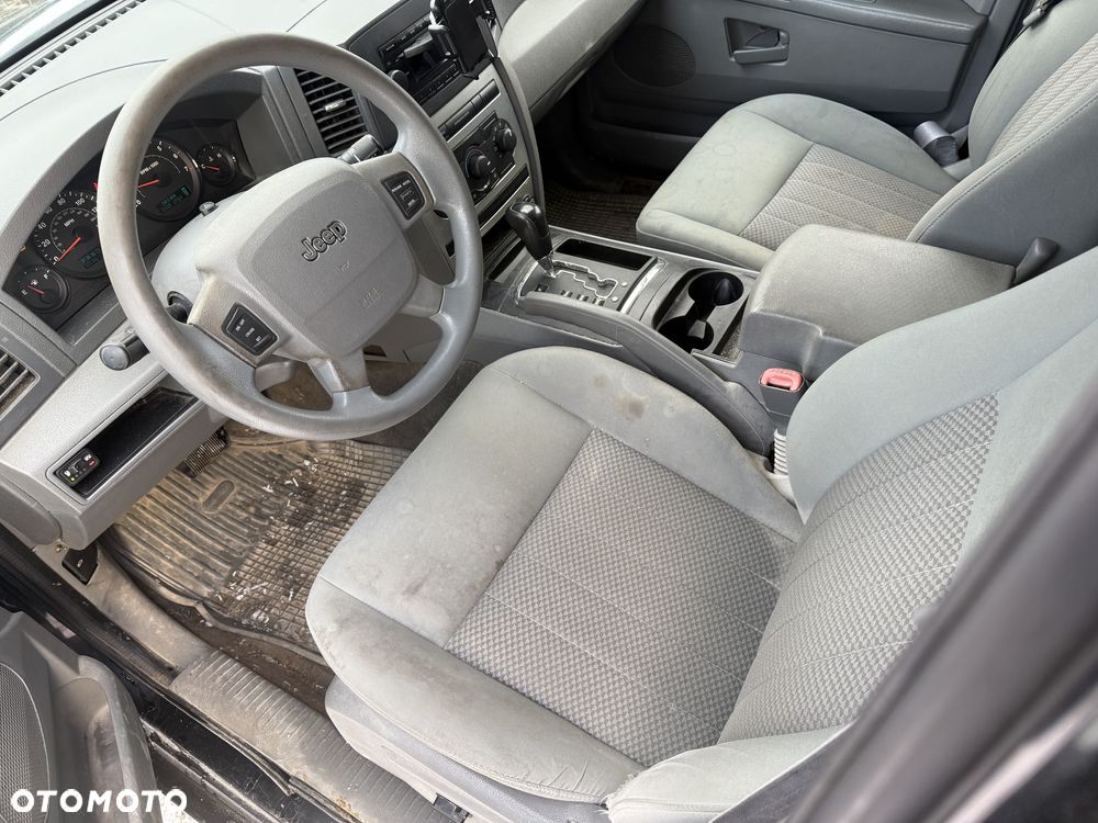 Jeep Grand Cherokee - 7