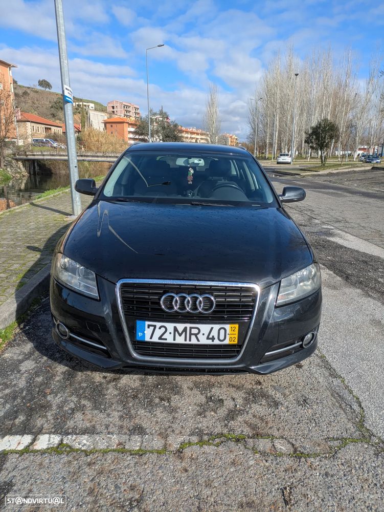 Audi A3 Sportback 1.6 TDI Attraction - 2