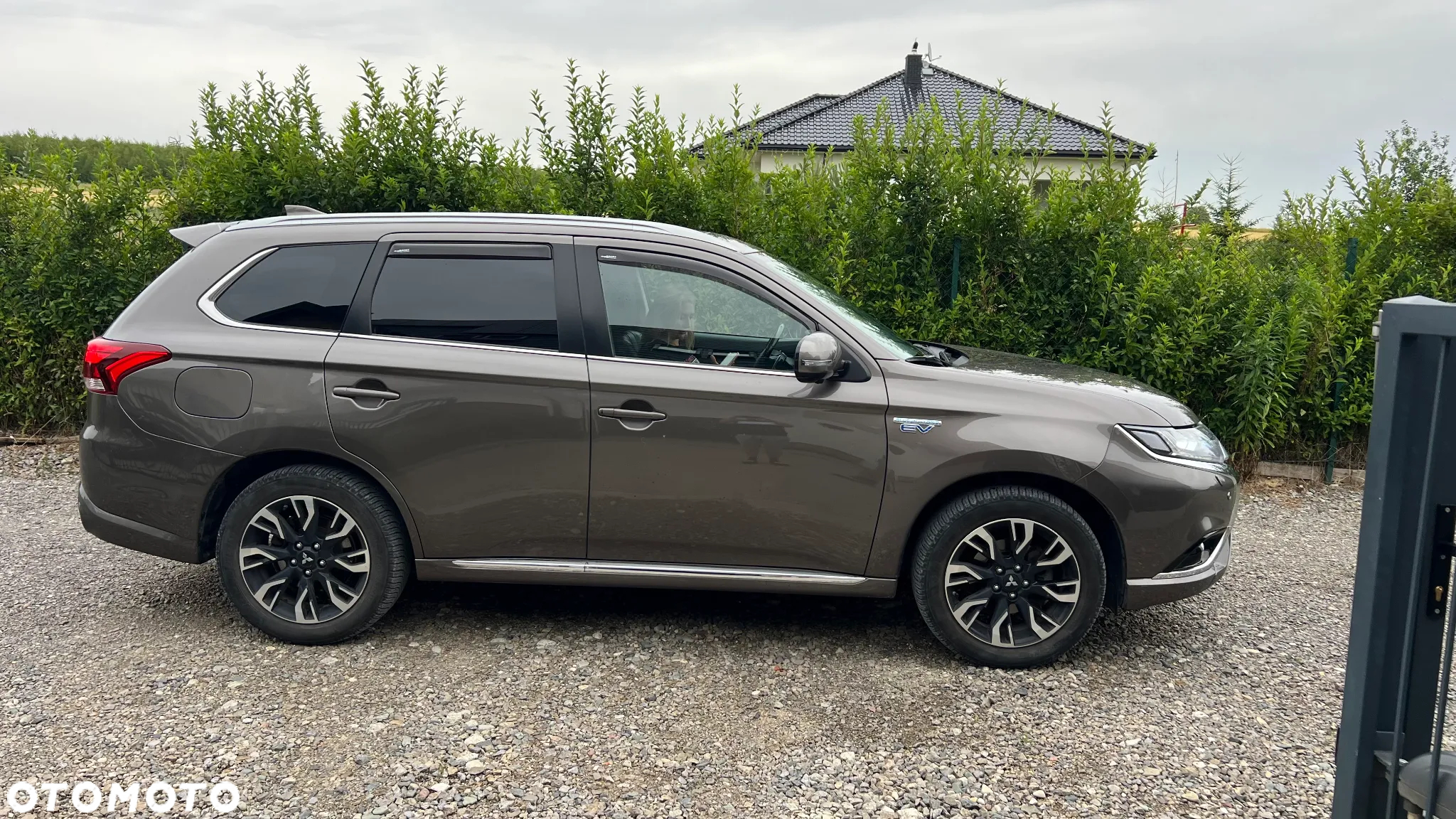 Mitsubishi Outlander - 7