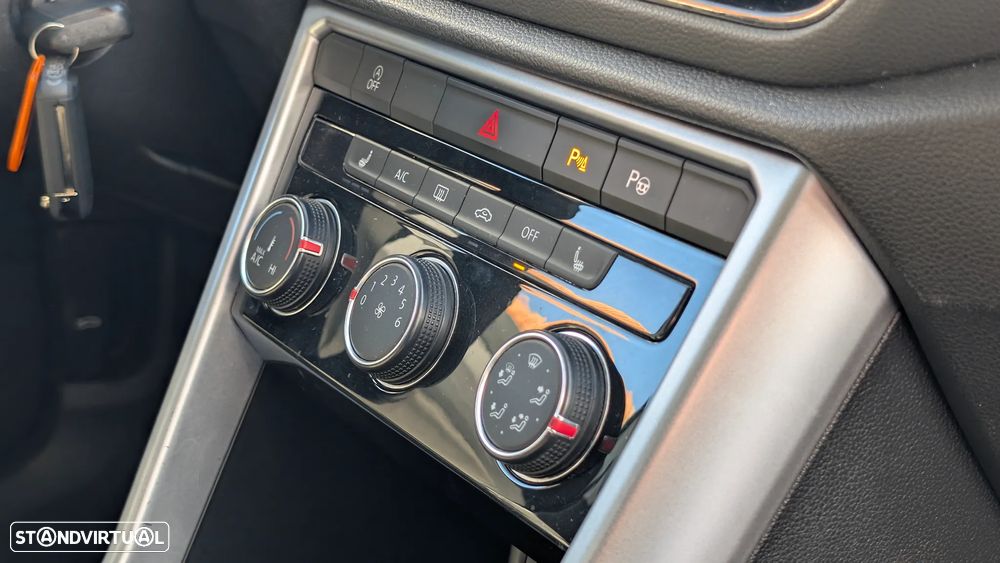 VW T-Roc 1.0 TSI Life - 13