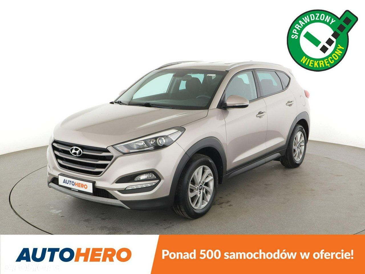 Hyundai Tucson 1.7 CRDI BlueDrive Style 2WD - 1