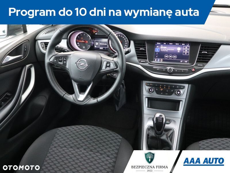 Opel Astra - 9