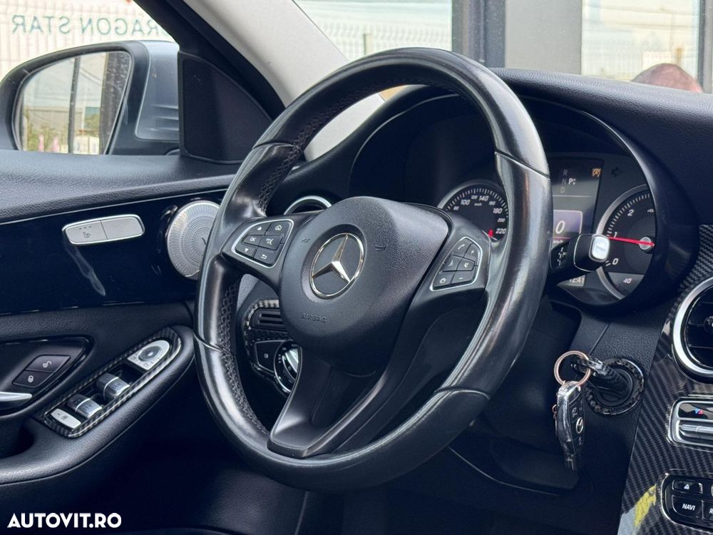 Mercedes-Benz C - 11