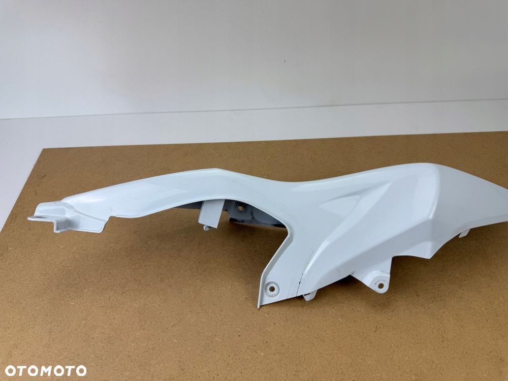 Prawy zadupek ogon owiewka Suzuki GSX-R 1000 K9-L6 - 8
