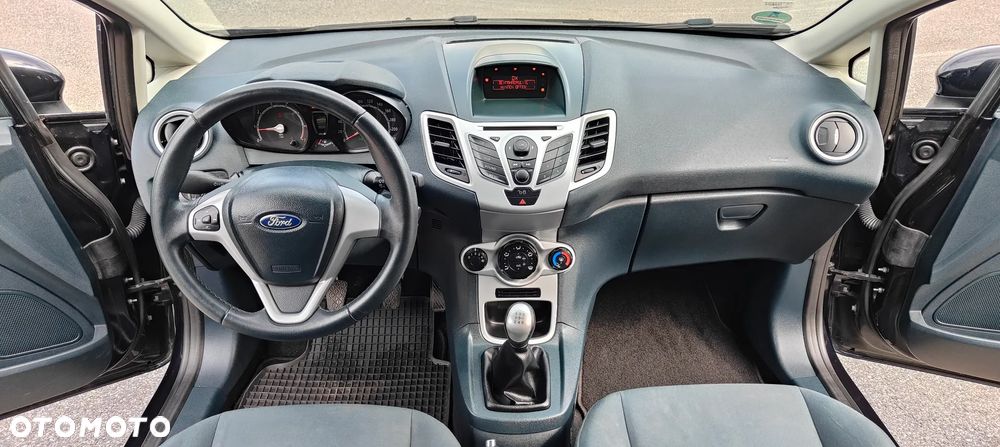 Ford Fiesta 1.25 SYNC Edition - 28