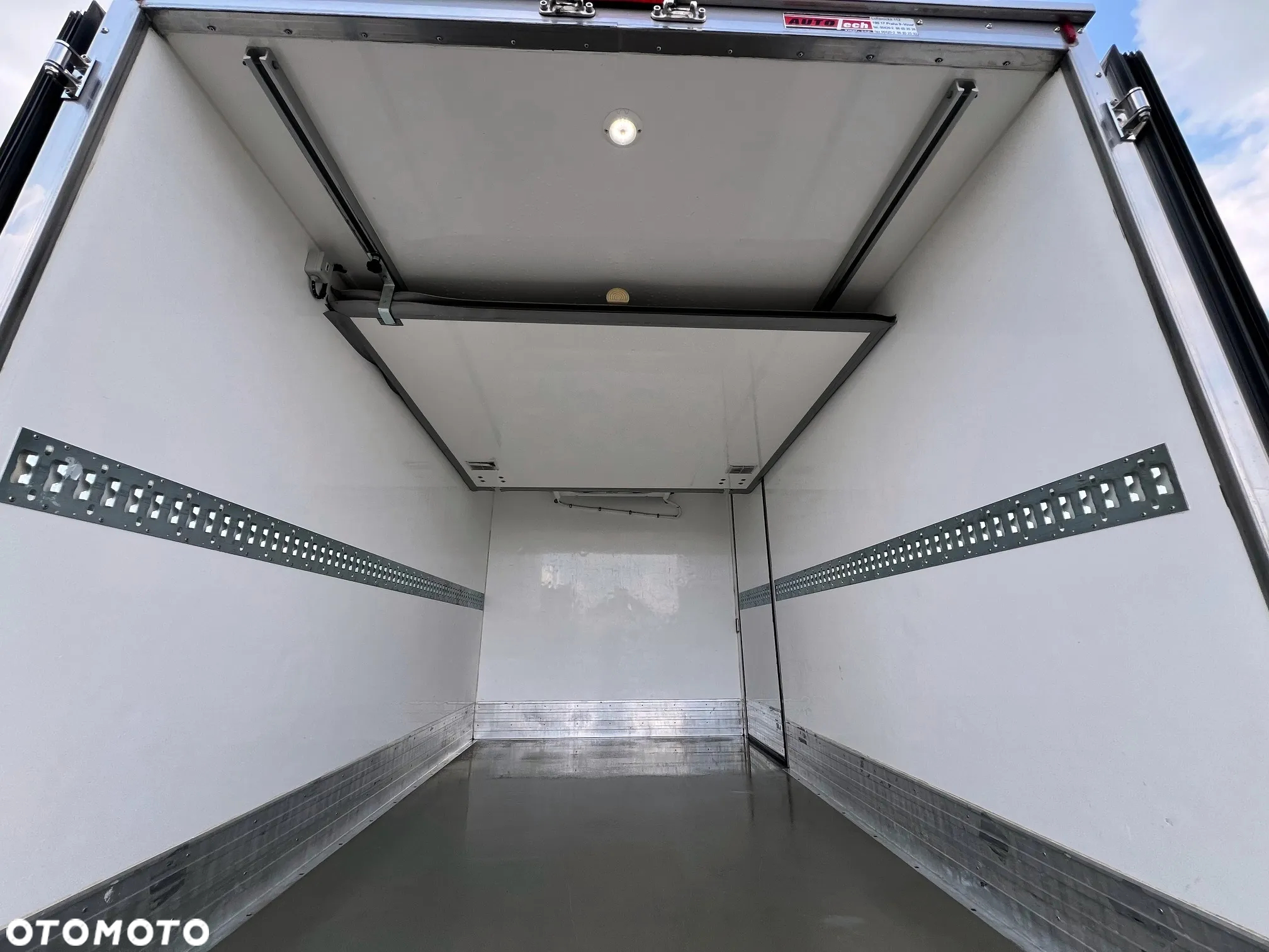 Iveco Daily 50C15 Kontener Mroźnia/Chłodnia 3x Drzwi ThermoKing V 300 Max + 230V - 10