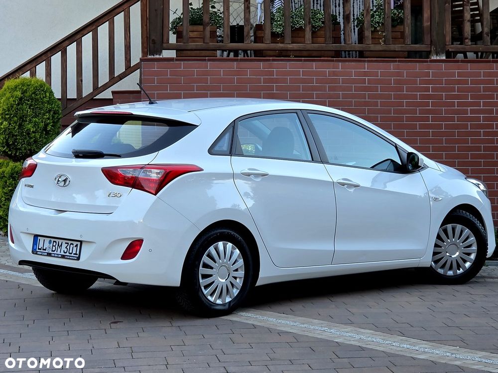 Hyundai i30 1.6 Fifa World Cup Edition - 28