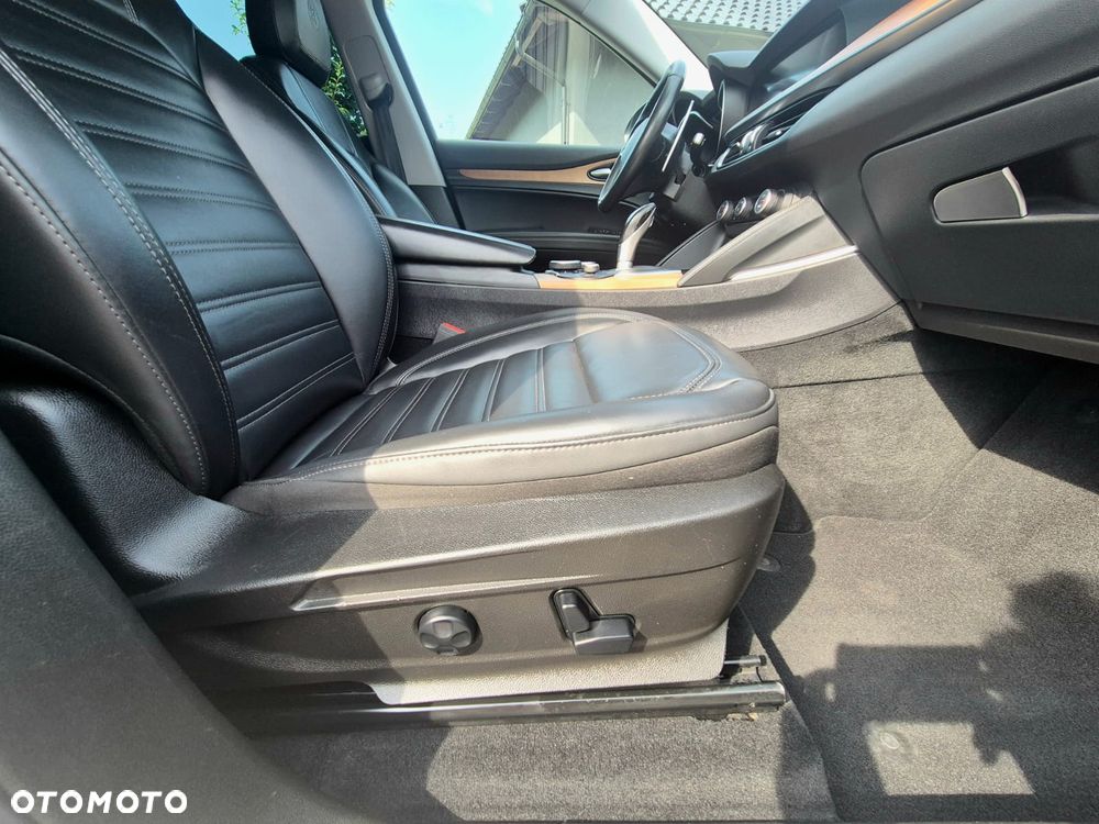 Alfa Romeo Stelvio 2.0 Turbo First Edition Q4 - 34