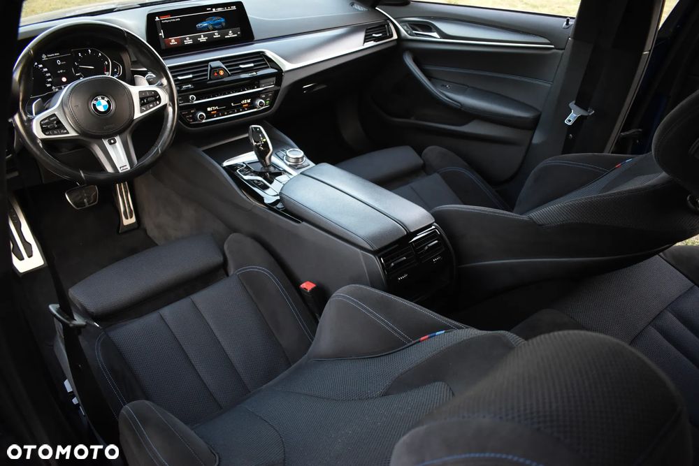 BMW Seria 5 520d M Sport sport - 6