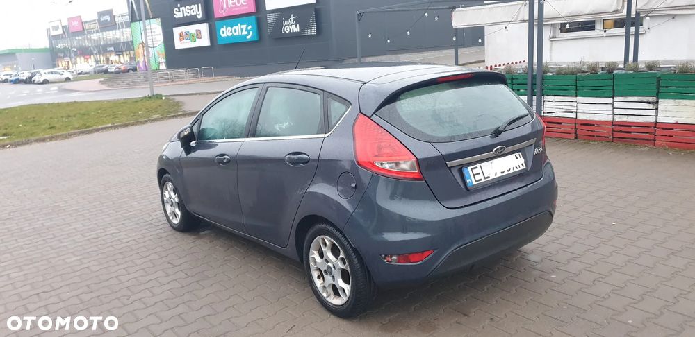 Ford Fiesta 1.4 TDCI Champions Edition - 21