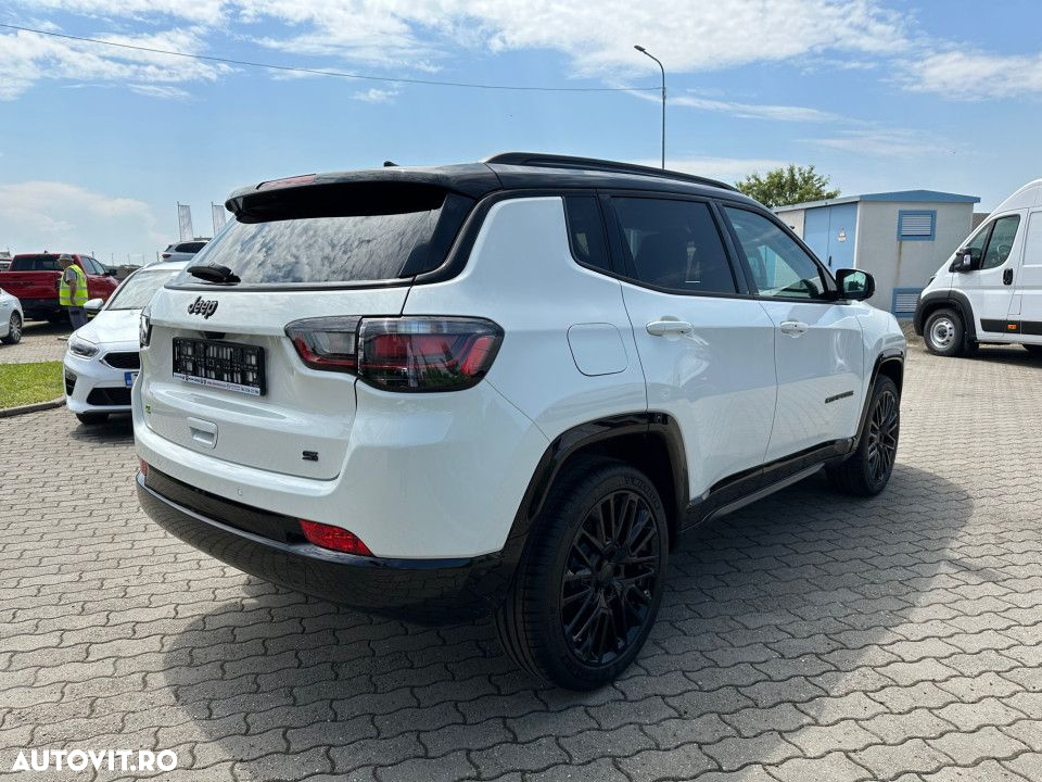 Jeep Compass - 5
