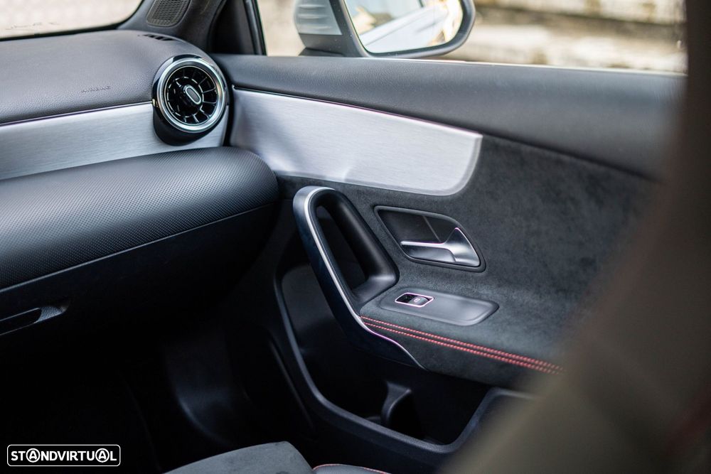 Mercedes-Benz A 200 AMG Line Aut. - 49