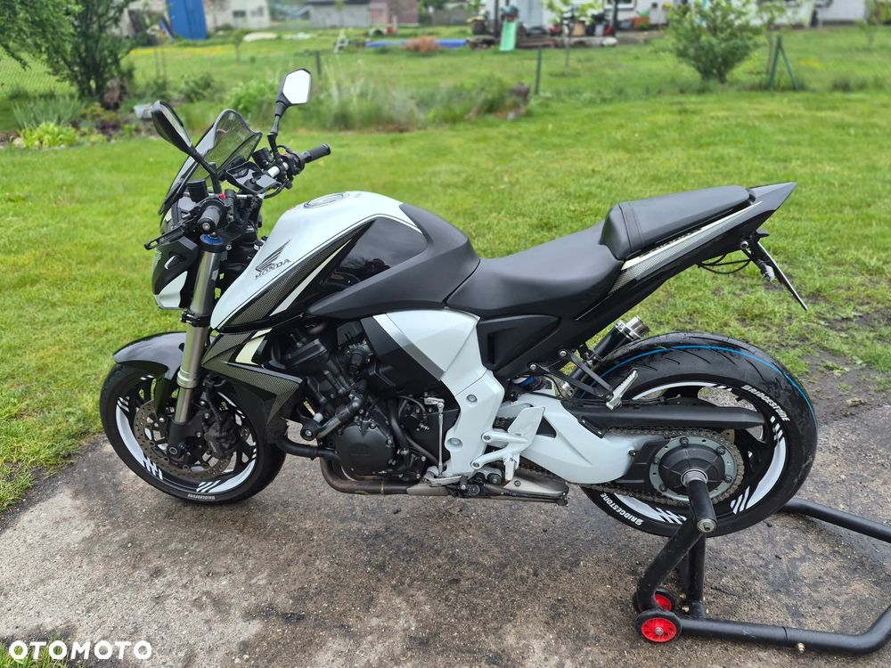 Honda CB - 10